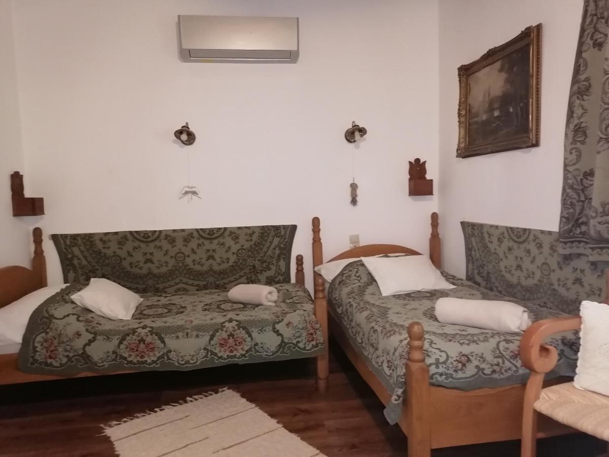 Mives Vendeghaz Hotel Pogany Luaran gambar