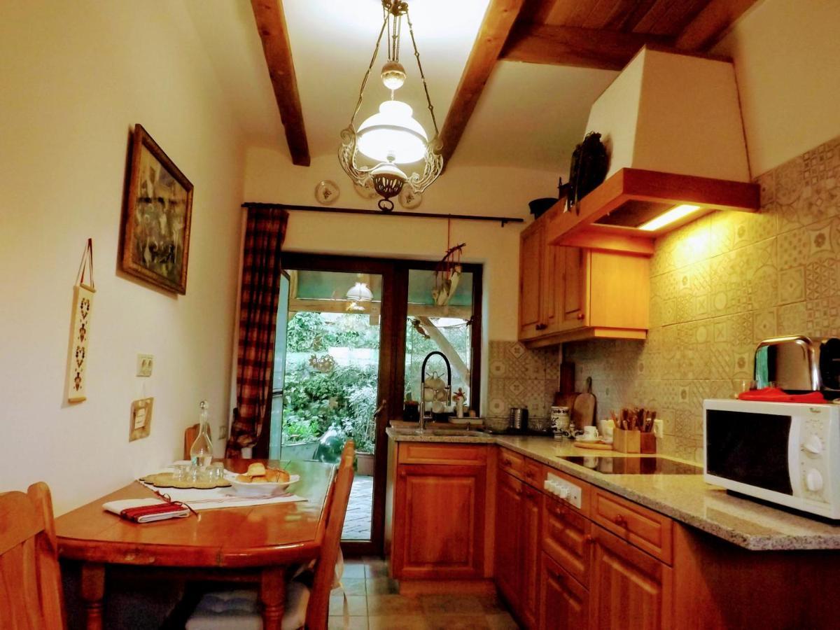 Mives Vendeghaz Hotel Pogany Luaran gambar